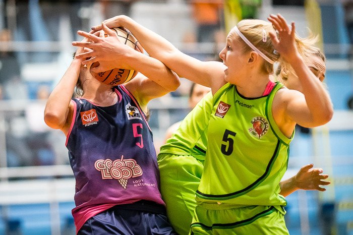 bez-szans-w-starciu-z-liderkami-78233
