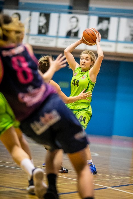 bez-szans-w-starciu-z-liderkami-78233
