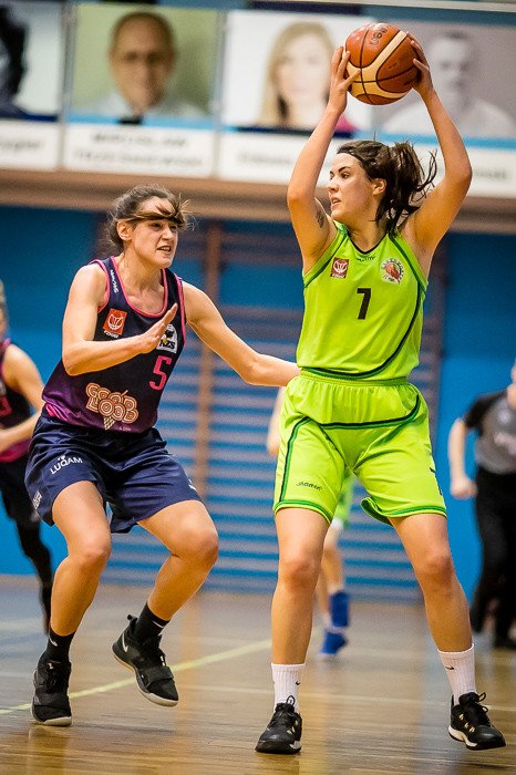 bez-szans-w-starciu-z-liderkami-78233