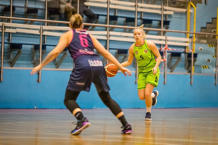 bez-szans-w-starciu-z-liderkami-78233