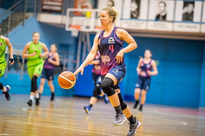 bez-szans-w-starciu-z-liderkami-78233