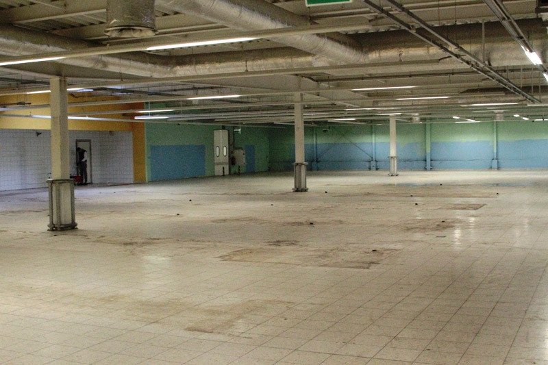 zamkneli-mae-tesco-w-cieplicach-co-dalej-78294