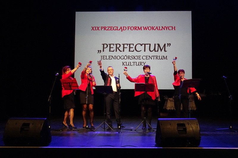 zespo-perfectum-znowu-w-deszczu-nagrod-78322