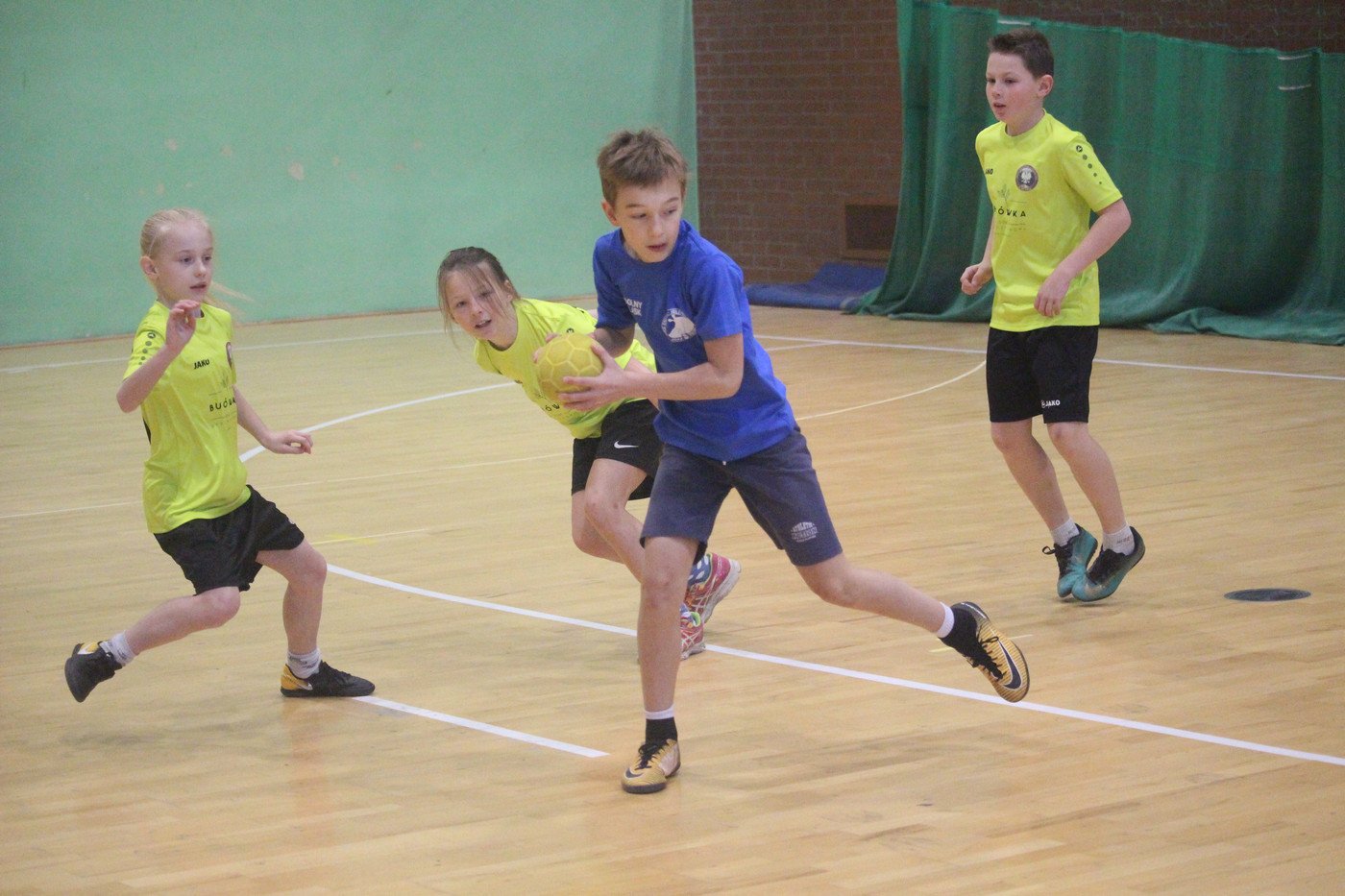 swietna-zabawa-z-pika-reczna-78338