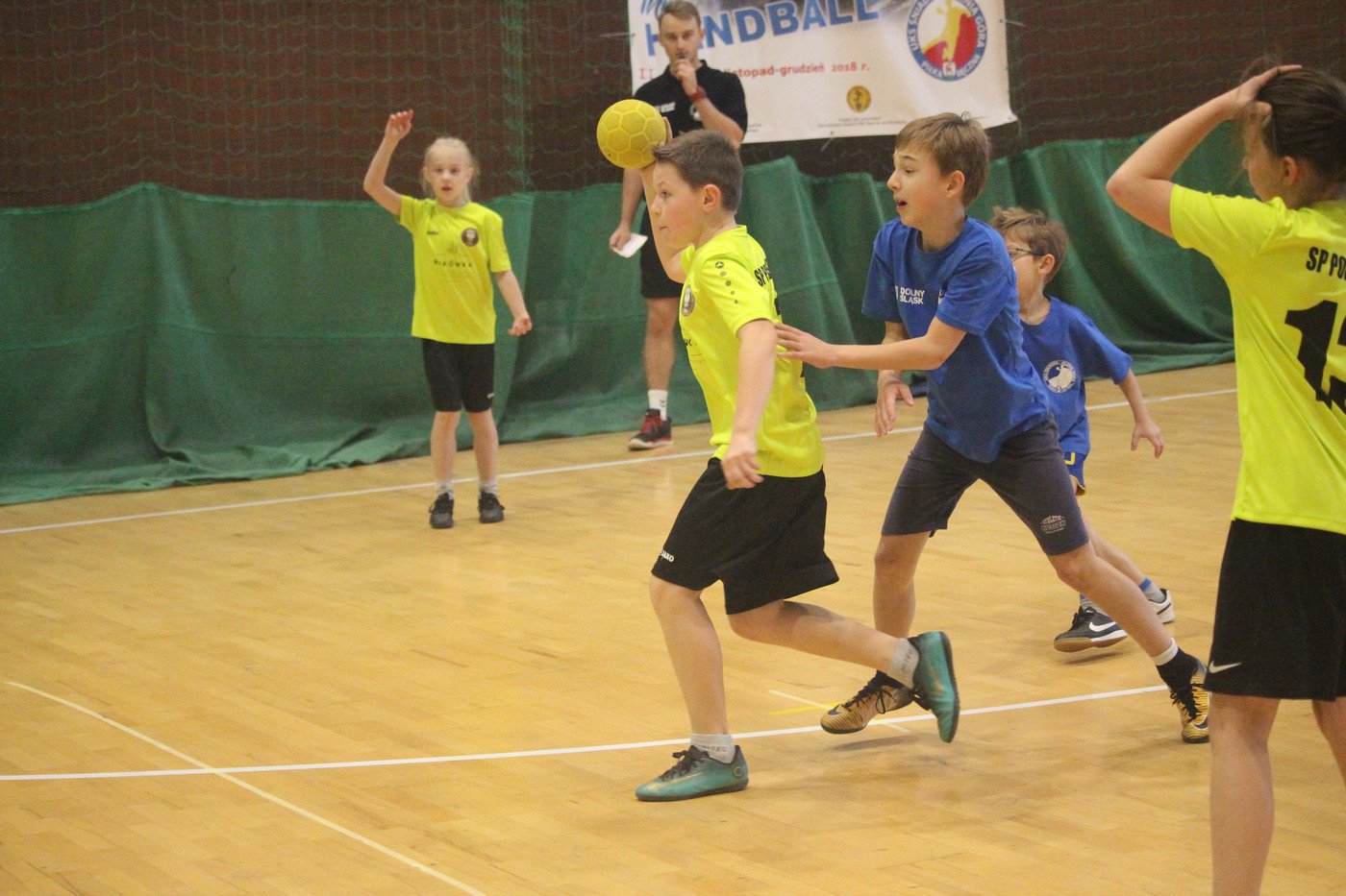 swietna-zabawa-z-pika-reczna-78338