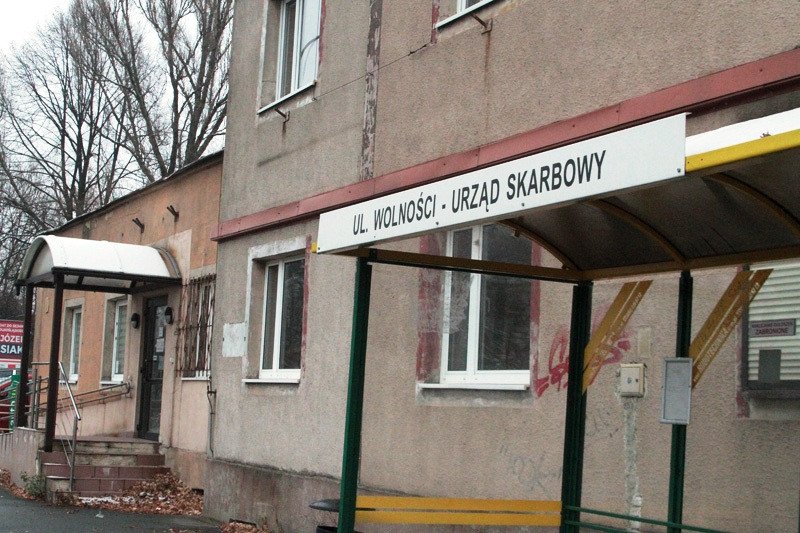 a-budynek-niszczeje-78377
