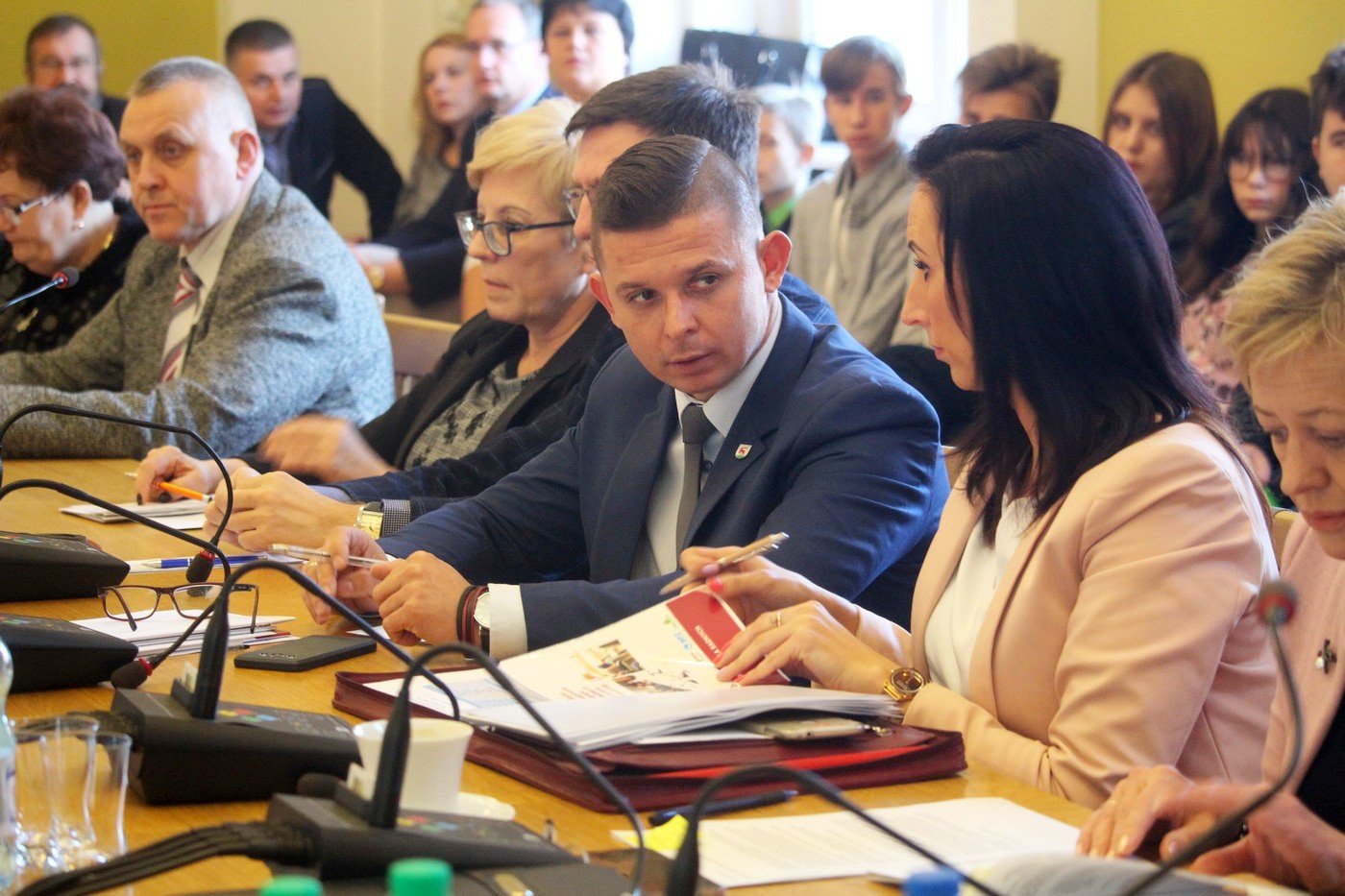 ko-sprytnie-podzielia-pis-78399