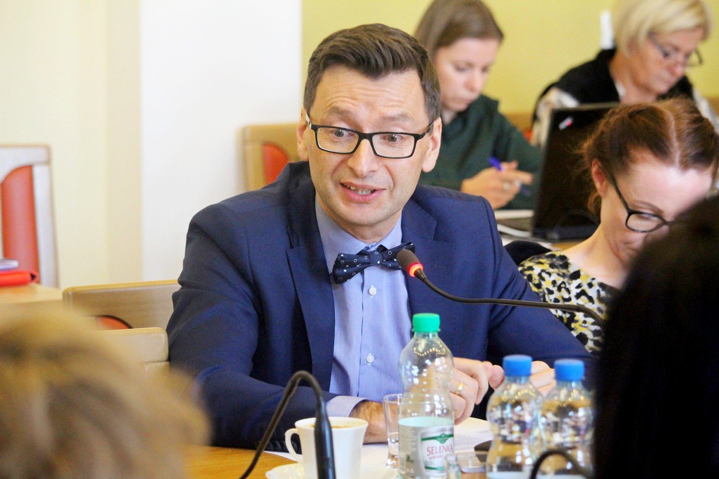 ko-sprytnie-podzielia-pis-78399