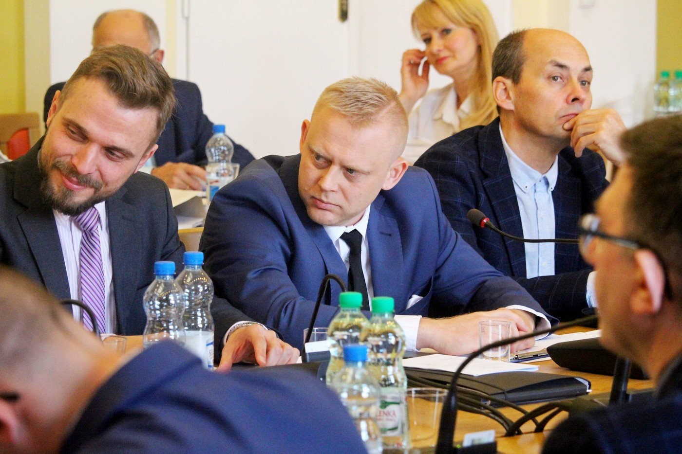 ko-sprytnie-podzielia-pis-78399