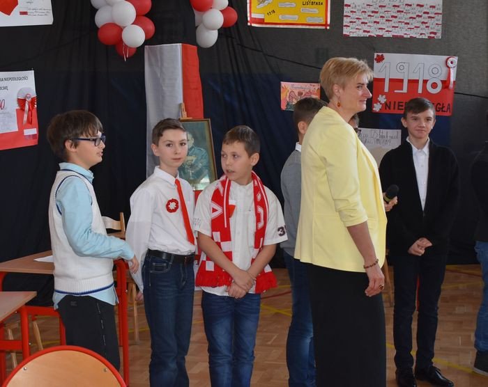 patriotycznie-w-sp-8-78407