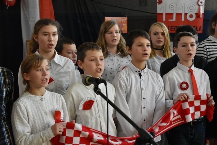 patriotycznie-w-sp-8-78407