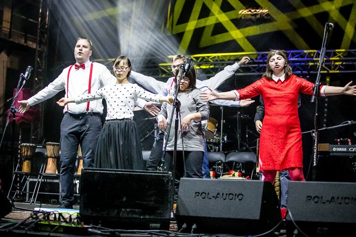 koncert-charytatywny-z-k-cugowskim-i-synami-78485