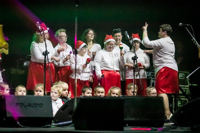 koncert-charytatywny-z-k-cugowskim-i-synami-78485