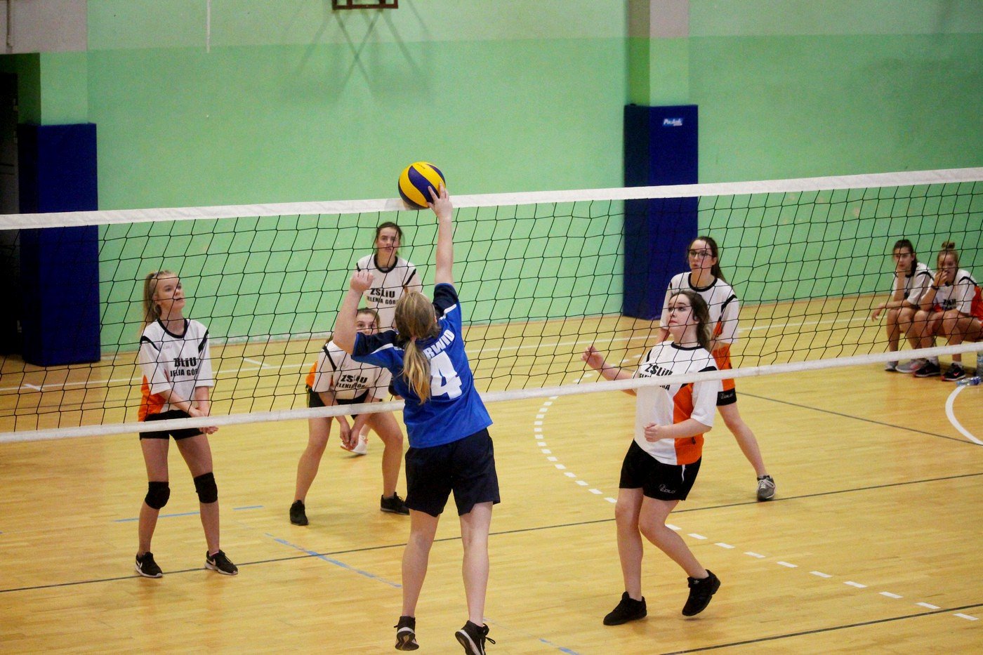 siatkarskie-zmagania-dziewczyn-78569