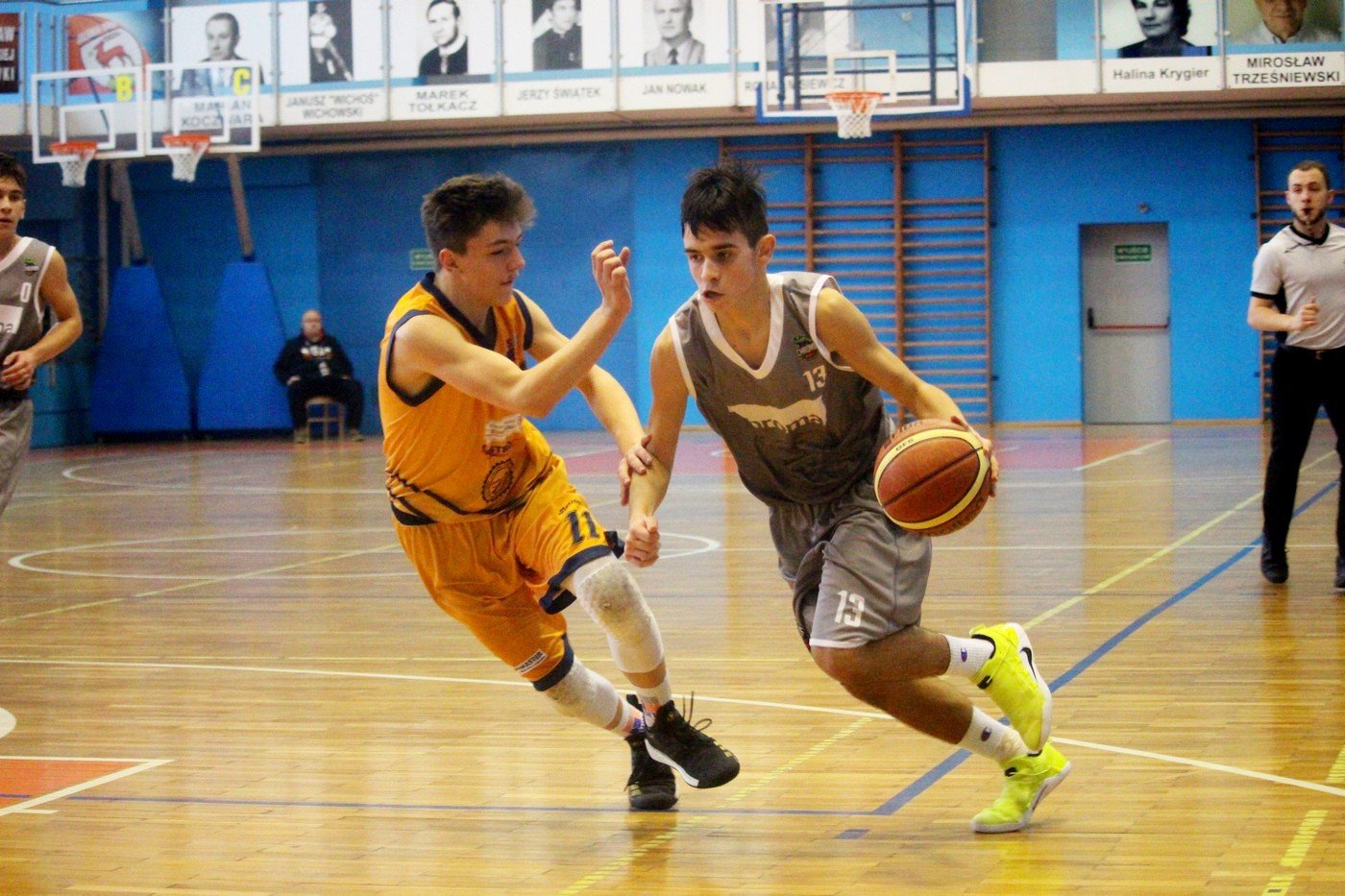 niesamowite-zwroty-akcji-78643