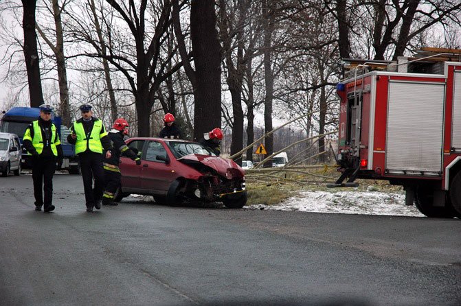 Na tym łuku drogi często dochodzi do kolizji i wypadków.