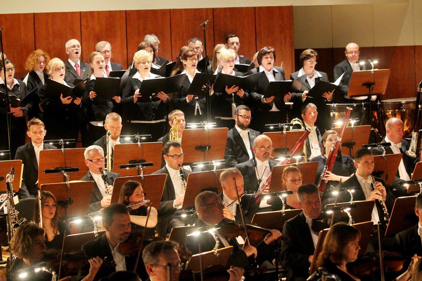 swiatecznie-i-bajkowo-w-filharmonii-78740