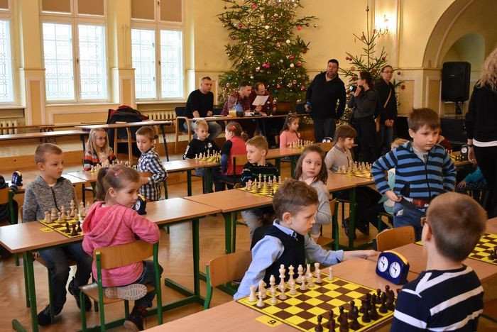 swiateczny-turniej-krolewskiej-gry-78747