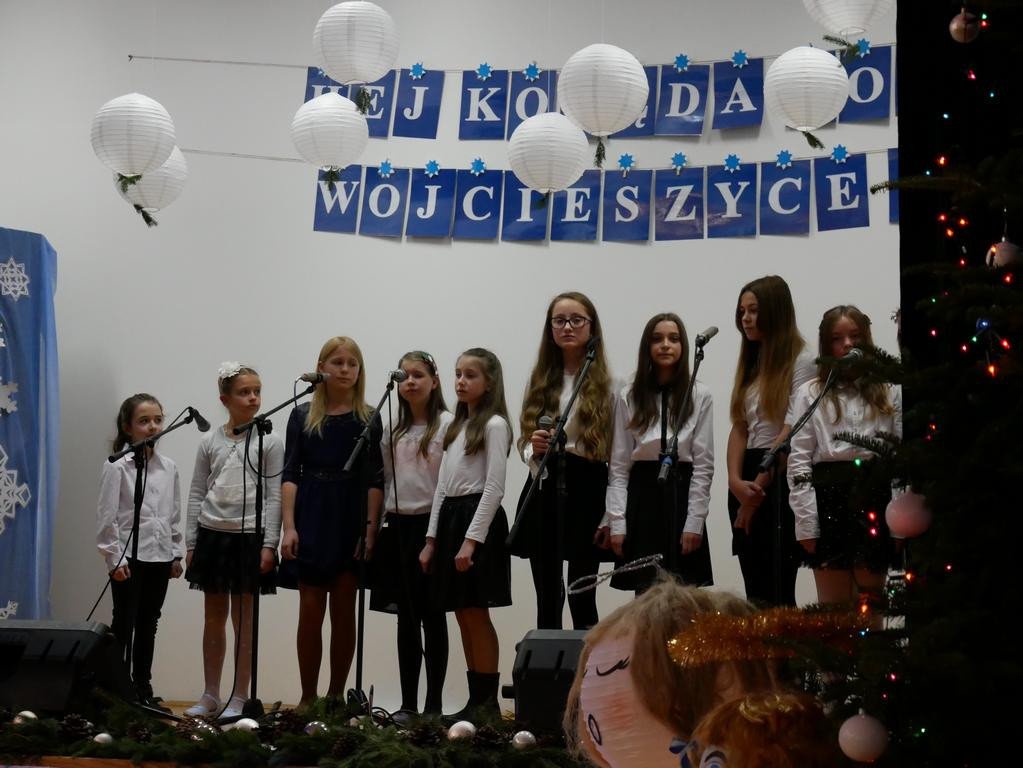 koledy-i-pastoraki-spiewao-ponad-300-dzieci-78814