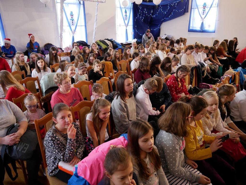 koledy-i-pastoraki-spiewao-ponad-300-dzieci-78814
