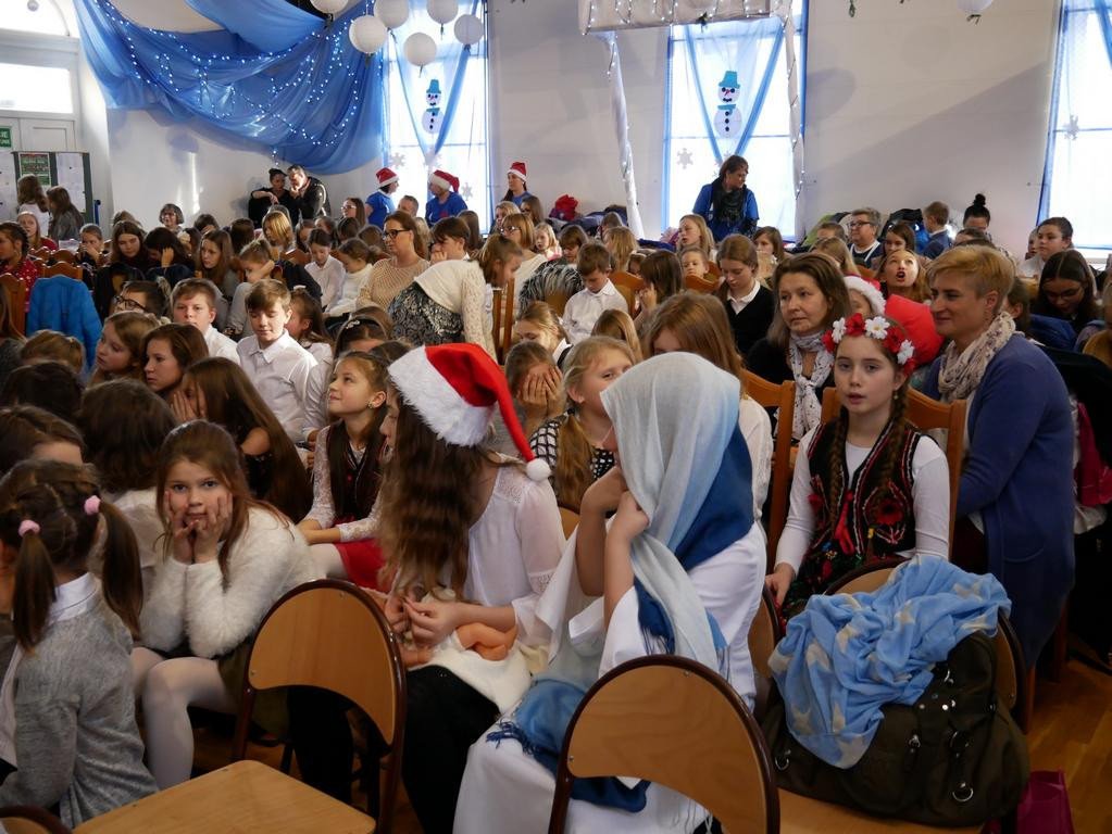 koledy-i-pastoraki-spiewao-ponad-300-dzieci-78814