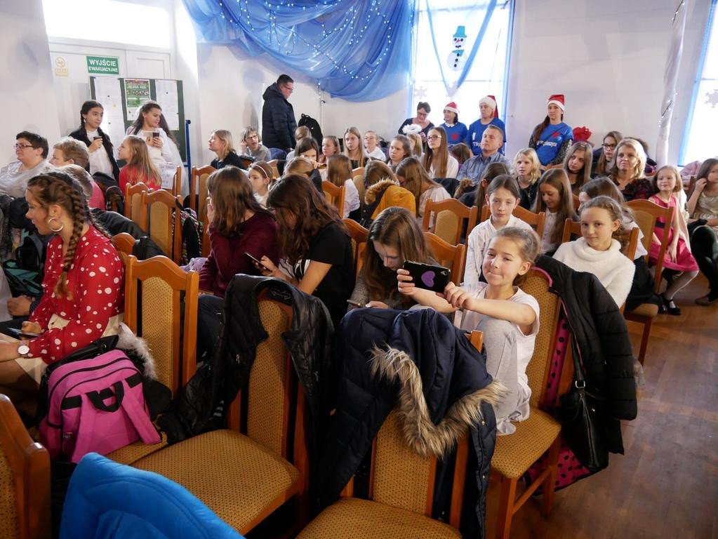 koledy-i-pastoraki-spiewao-ponad-300-dzieci-78814