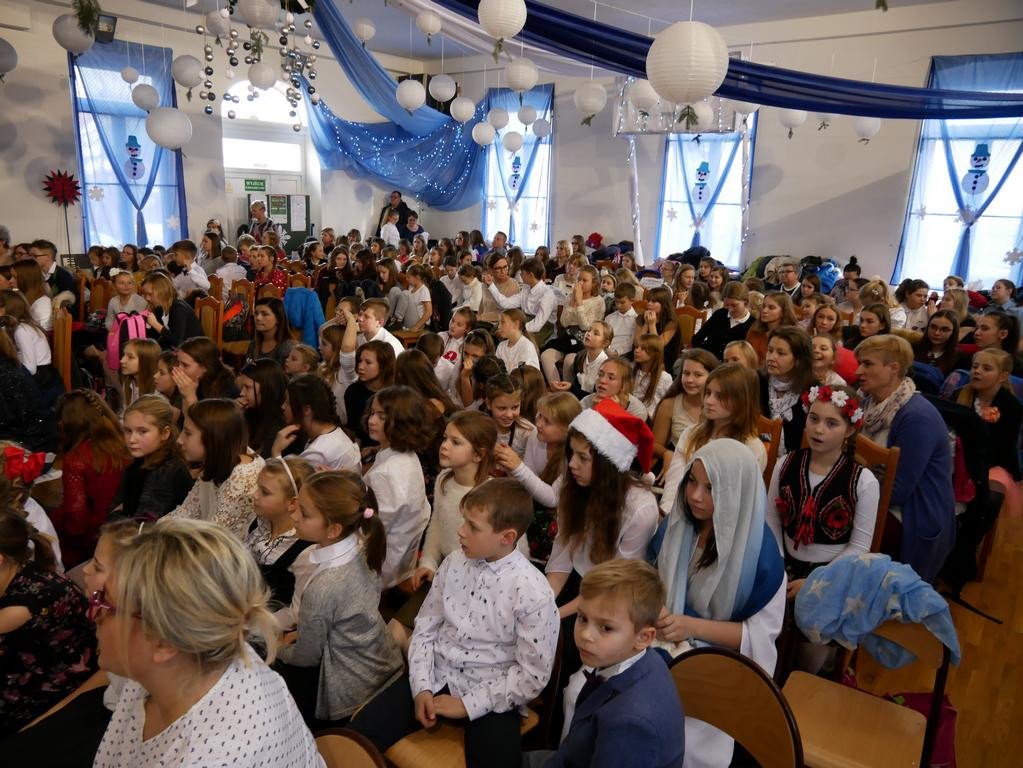 koledy-i-pastoraki-spiewao-ponad-300-dzieci-78814