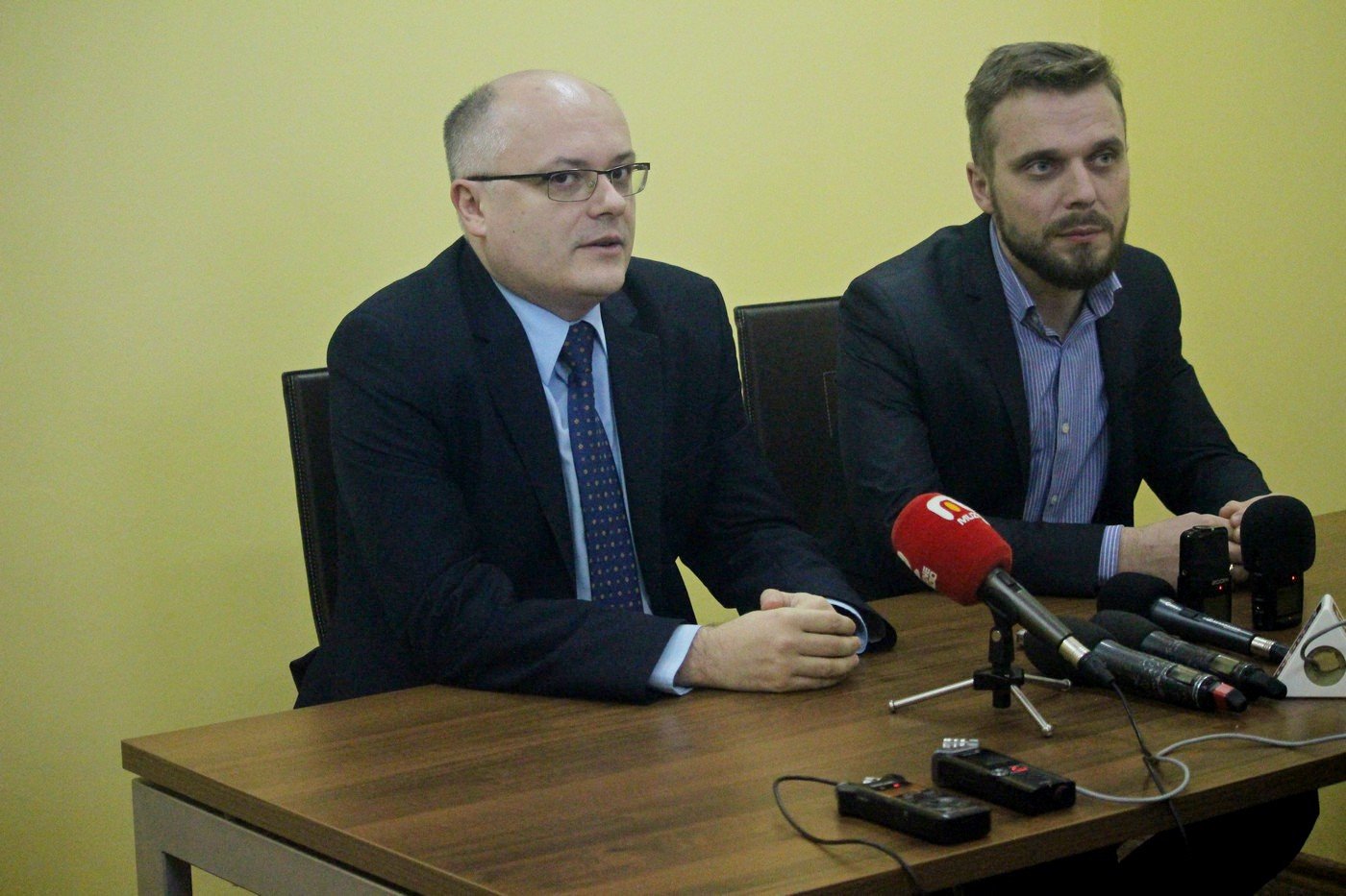 pis-ale-nie-tylko-upomina-sie-o-obietnice-wyborcza-78983