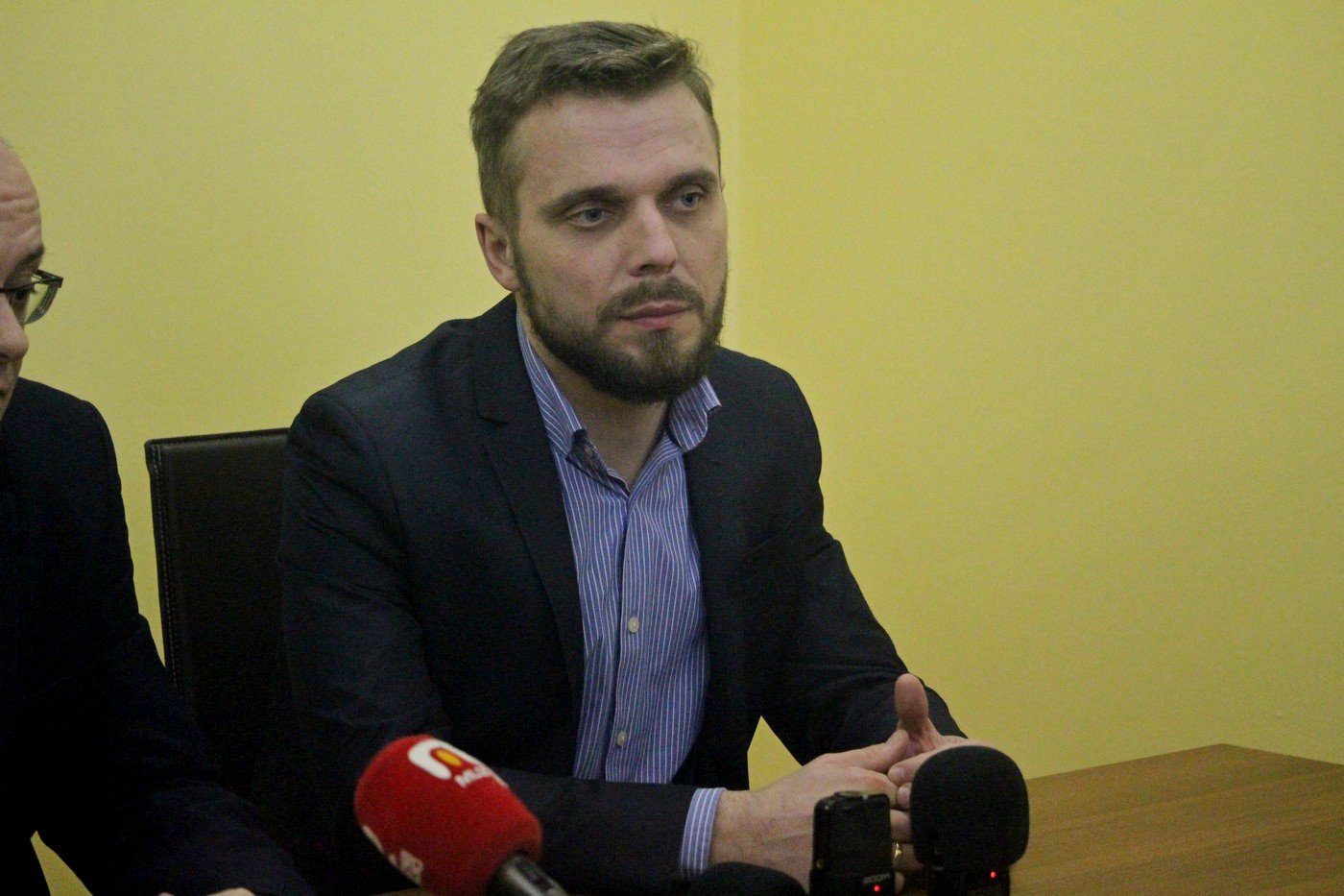 pis-ale-nie-tylko-upomina-sie-o-obietnice-wyborcza-78983