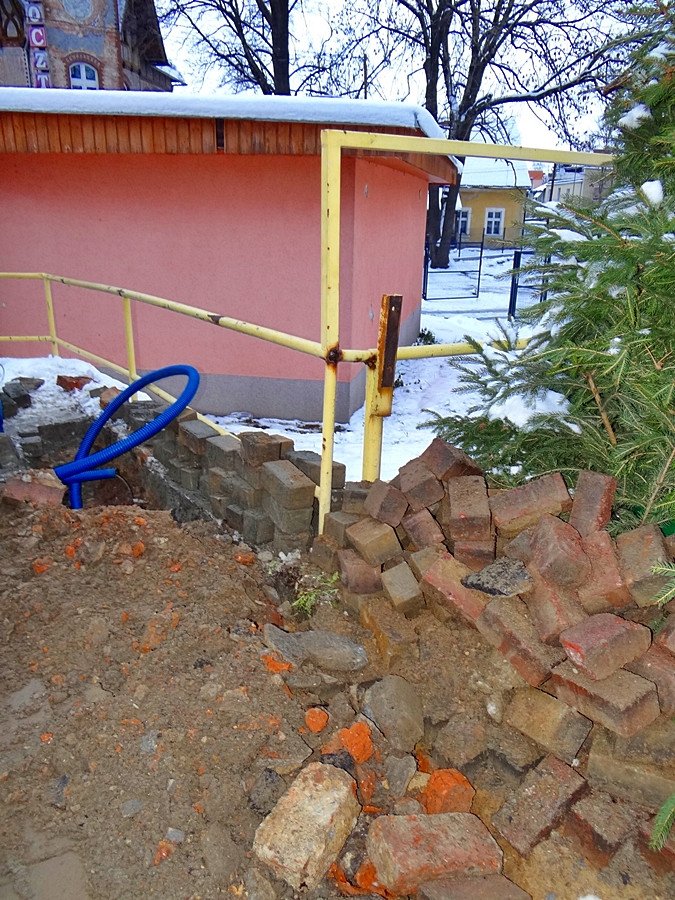 choinka-znow-swieci-79021
