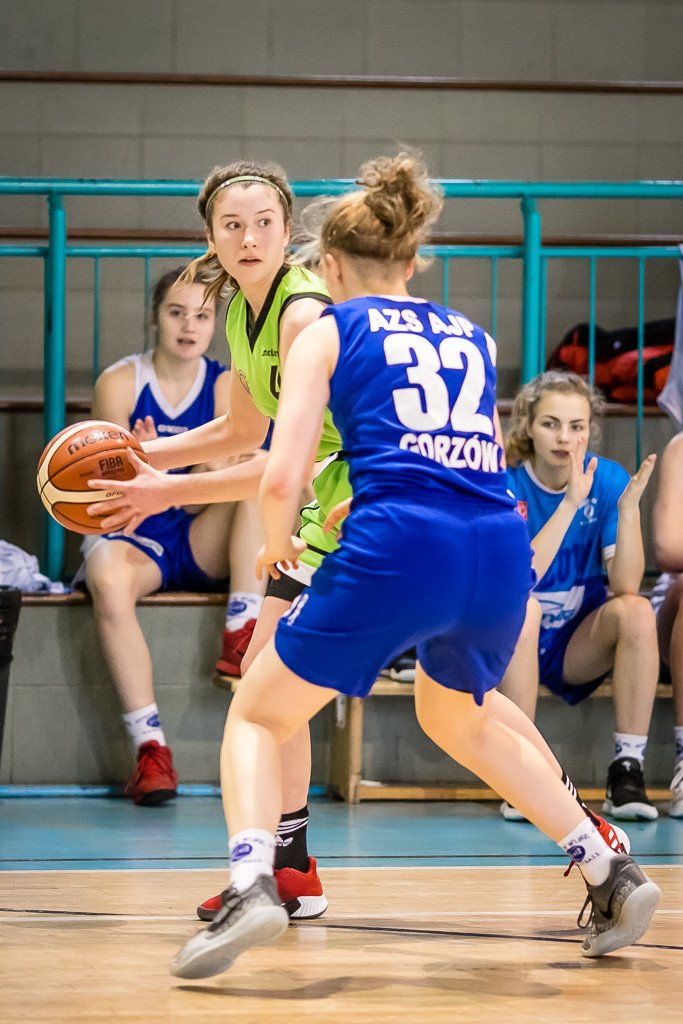 wysoka-porazka-juniorek-karkonoszy-79042