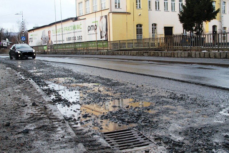 tor-przeszkod-na-ulicy-79163