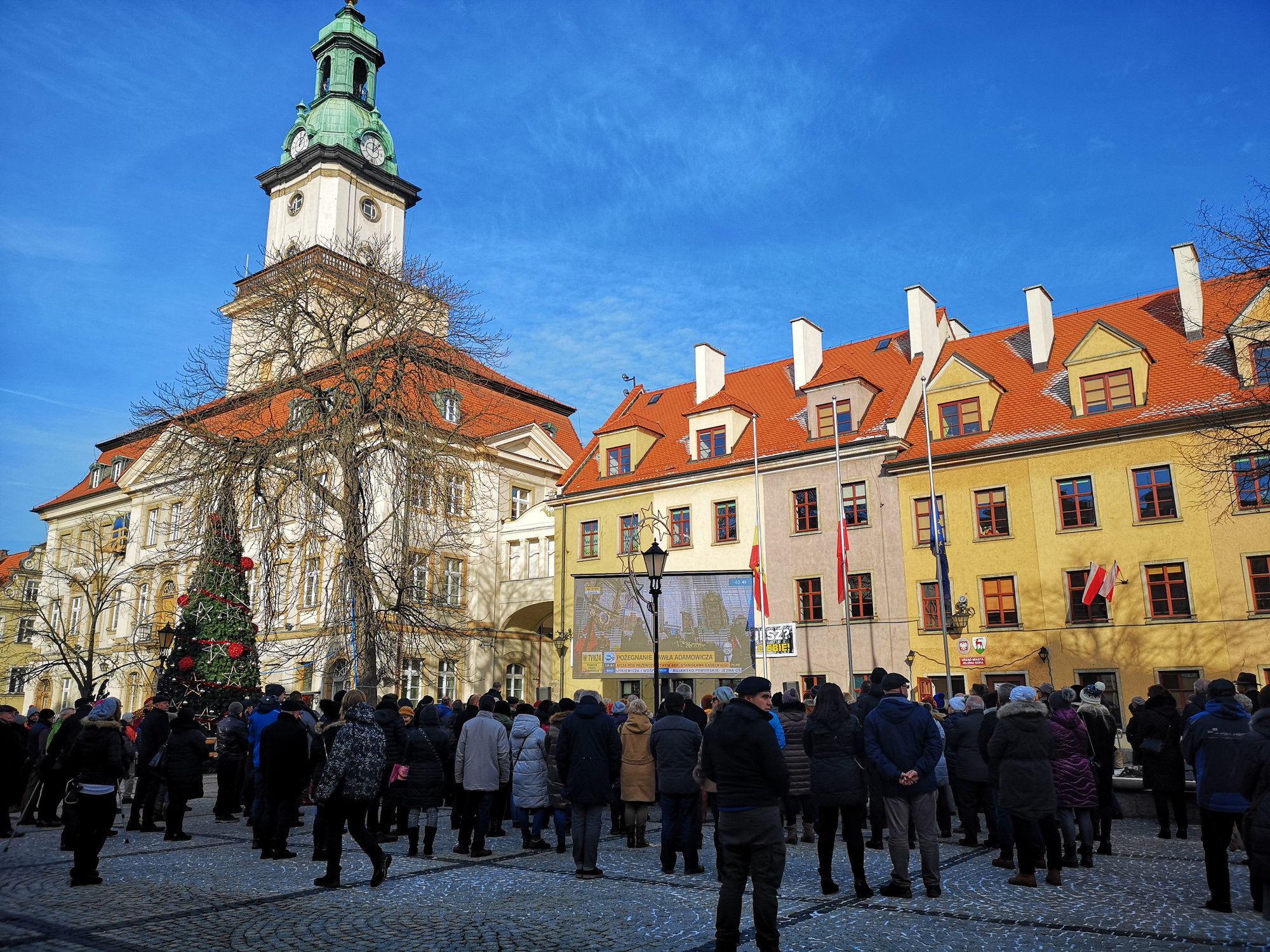 jelenia-gora-zegna-pawa-adamowicza-79254