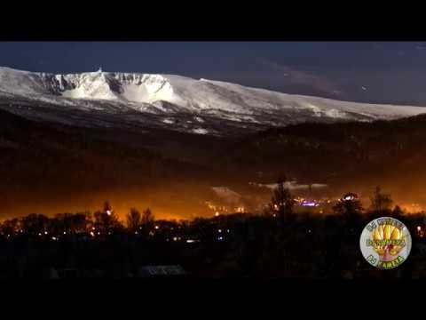 nocna-panorama-karkonoszy-2019-79294