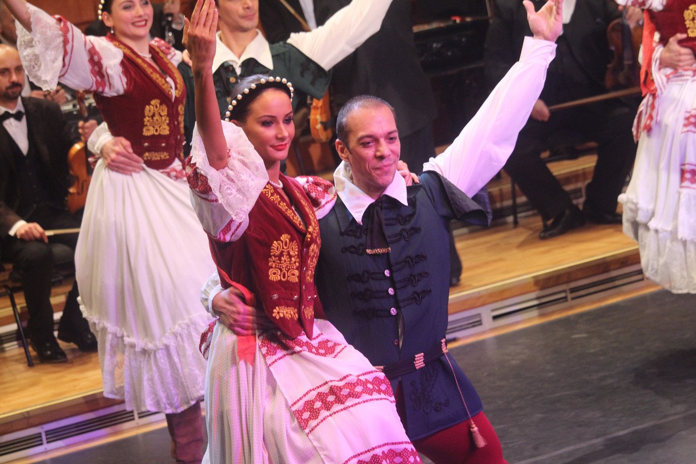 koncert-z-owacjami-79314