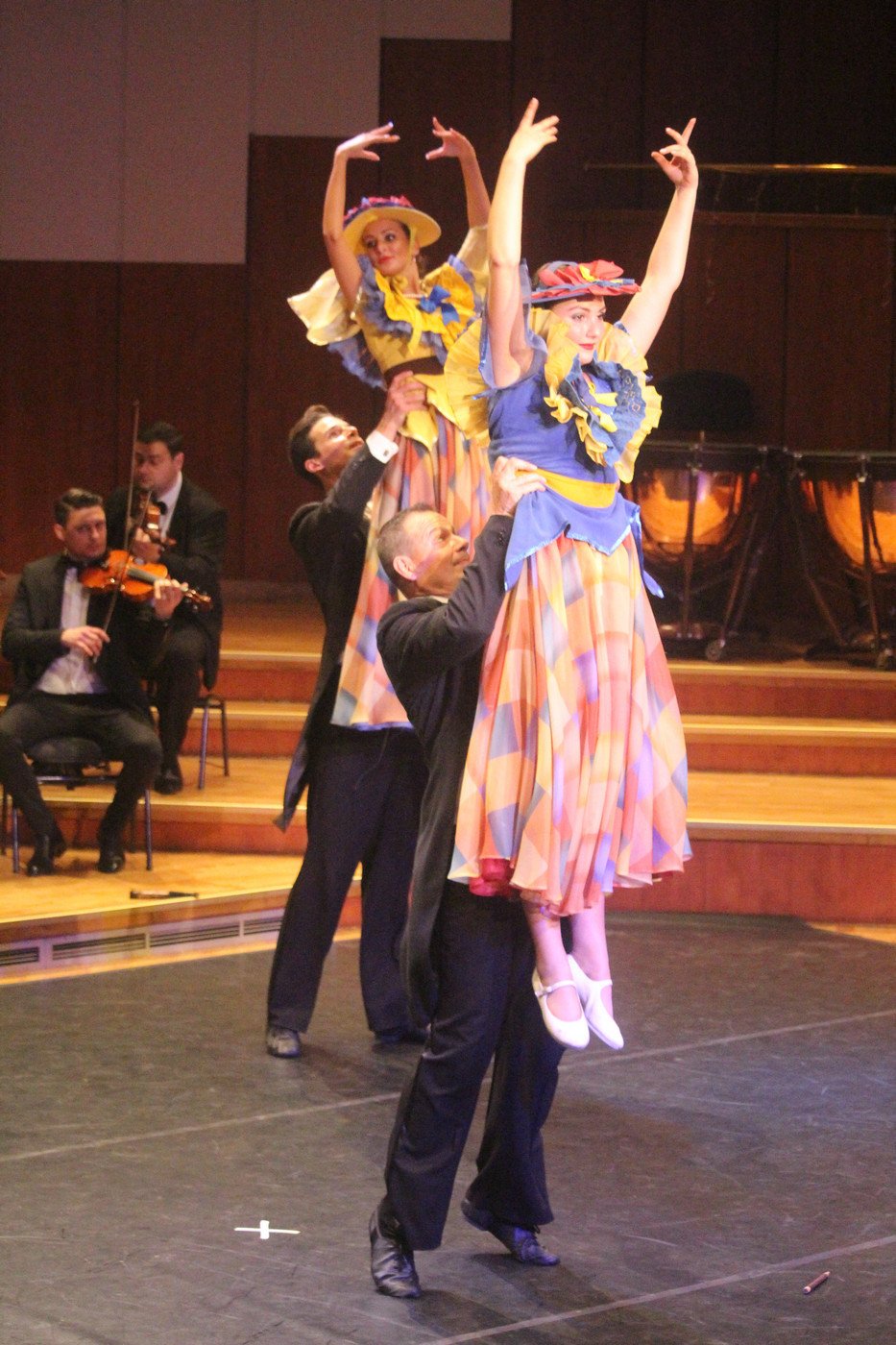 koncert-z-owacjami-79314