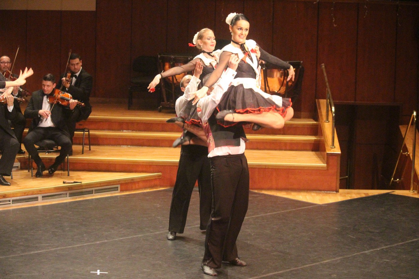 koncert-z-owacjami-79314