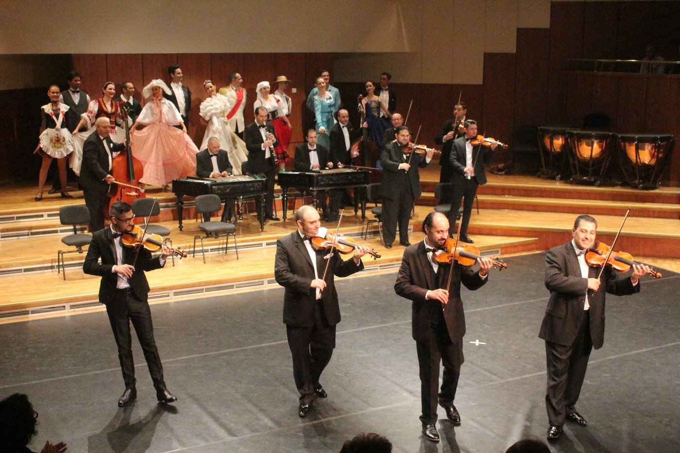 koncert-z-owacjami-79314