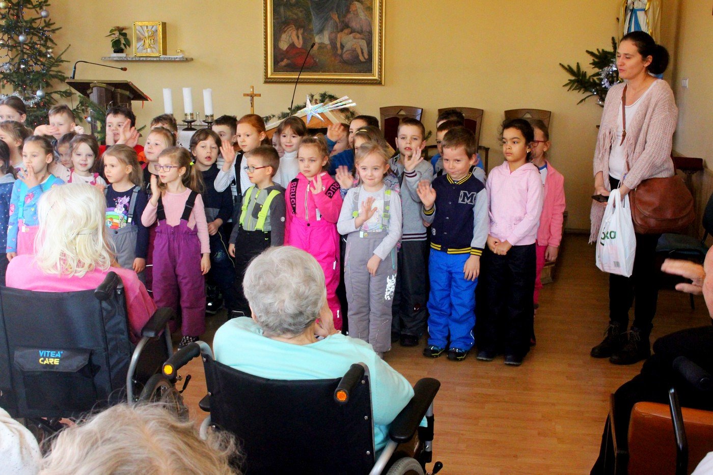 dzieci-seniorom-79356