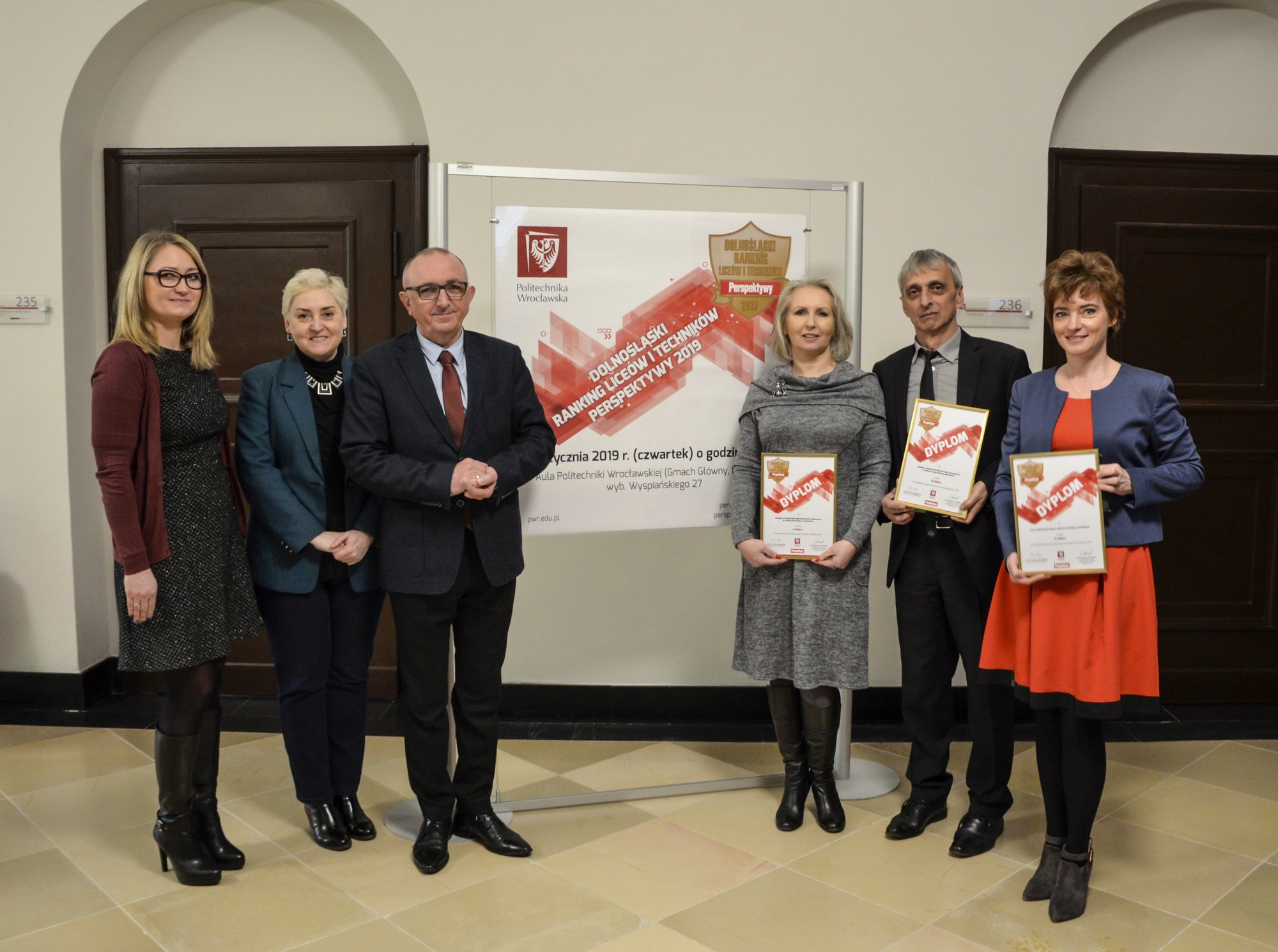 nasze-szkoy-w-rankingu-perspektyw-79391
