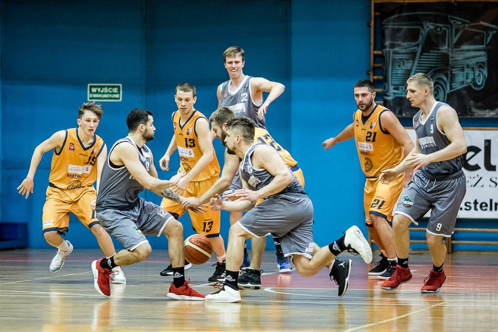 kosmiczny-mecz-dla-druzyny-sudetow-79398
