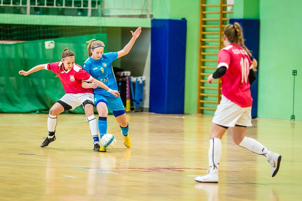 pucharowe-zmagania-pikarek-noznych-79402