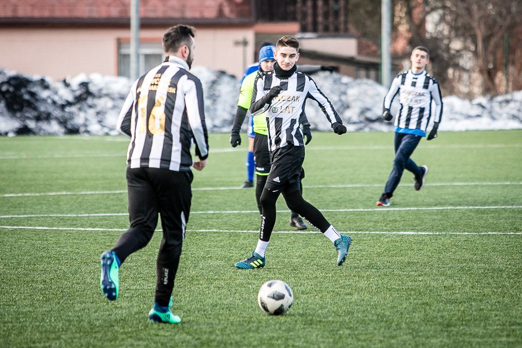 juniorzy-karkonoszy-sparowali-z-wokniarzem-79620