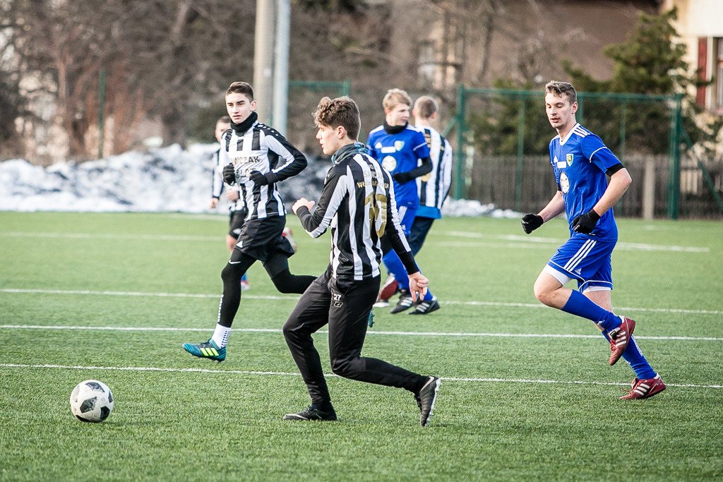 juniorzy-karkonoszy-sparowali-z-wokniarzem-79620