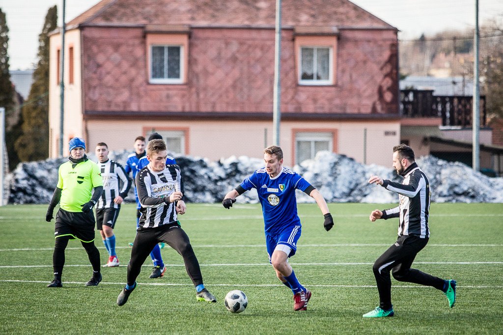 juniorzy-karkonoszy-sparowali-z-wokniarzem-79620