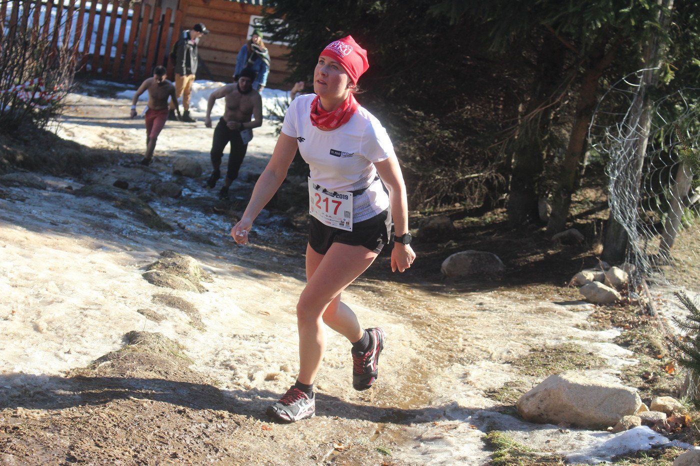 lodowa-trasa-w-przesiece-79759