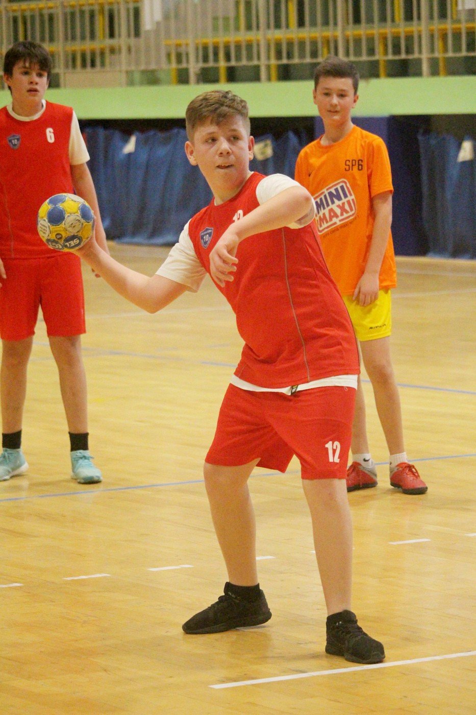 rywalizacja-chopcow-w-pike-reczna-79827