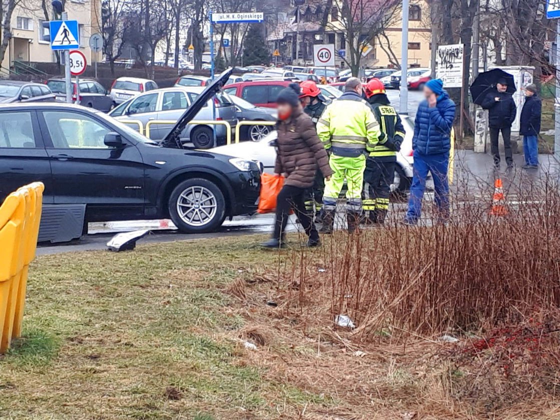 zderzenie-przy-szpitalu-79832