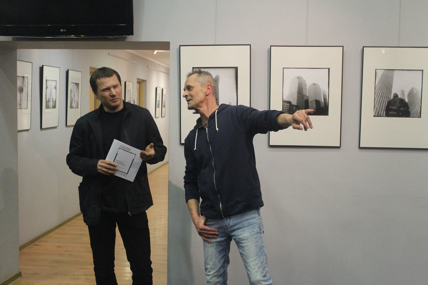 nowy-jork-w-galerii-korytarz-79883