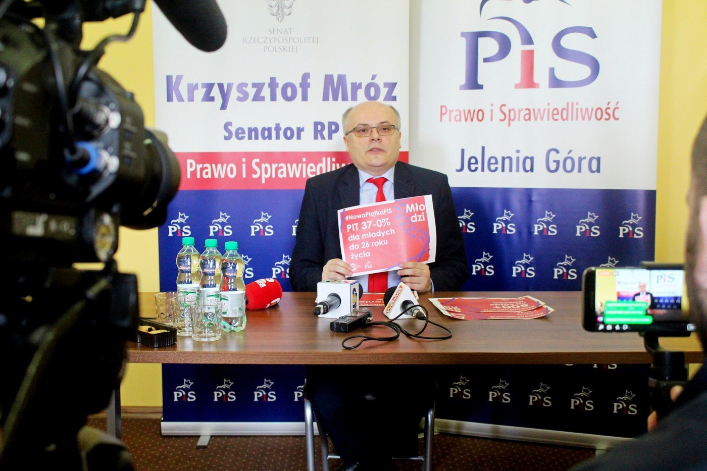 senator-mroz-o-piatce-79905